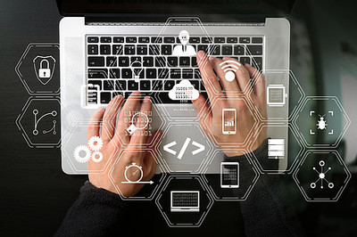 打字技术与计算机网络 开发与服务的双引擎